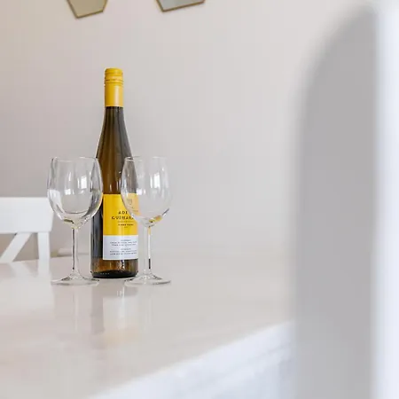 902 - Floor With Ac * Menton