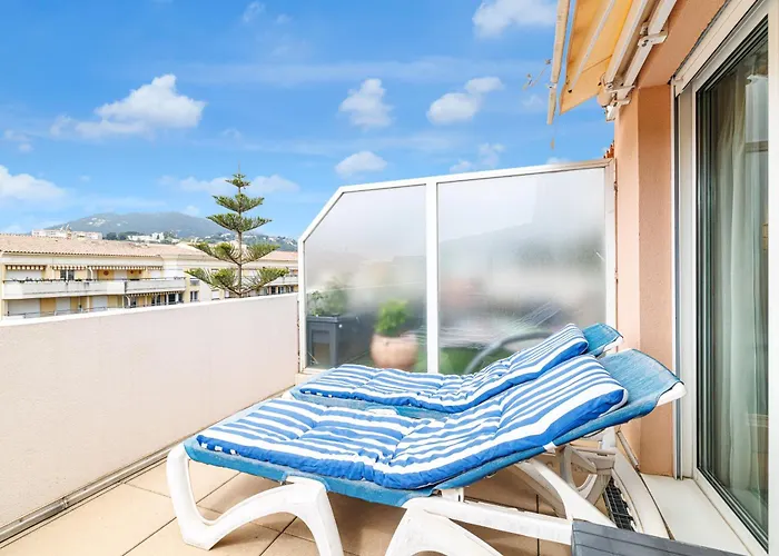 902 - Floor With Ac Menton